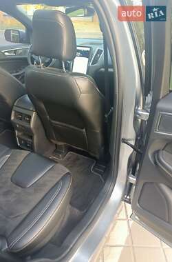 Внедорожник / Кроссовер Ford Edge 2021 в 
