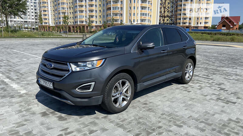 Позашляховик / Кросовер Ford Edge 2017 в 