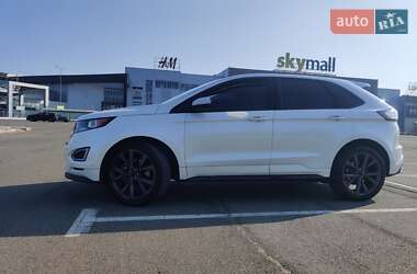 Внедорожник / Кроссовер Ford Edge 2018 в 