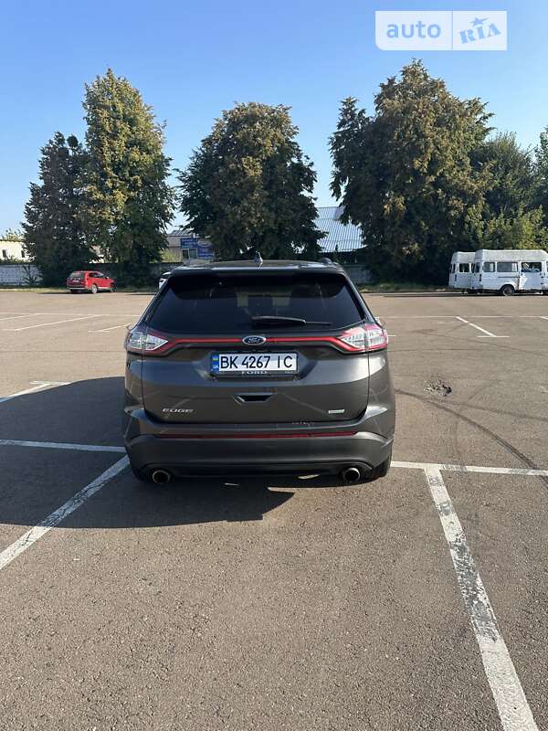 Внедорожник / Кроссовер Ford Edge 2017 в Ровно