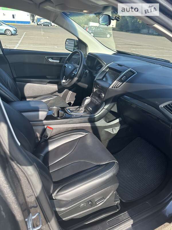 Внедорожник / Кроссовер Ford Edge 2017 в Ровно