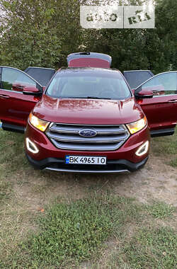 Внедорожник / Кроссовер Ford Edge 2016 в 