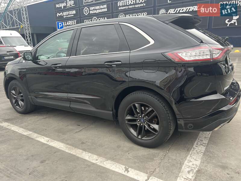 Позашляховик / Кросовер Ford Edge 2016 в Івано-Франківську