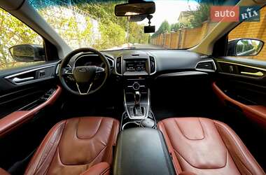 Внедорожник / Кроссовер Ford Edge 2016 в 