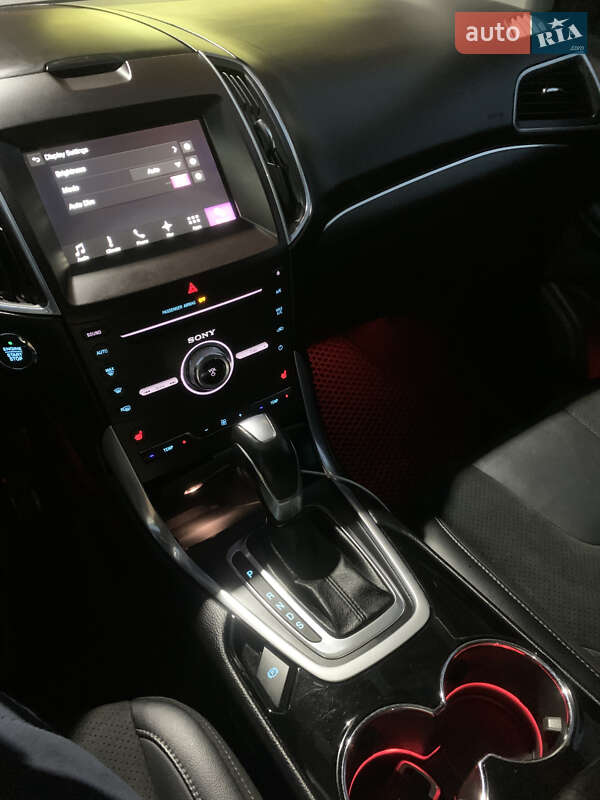 Позашляховик / Кросовер Ford Edge 2017 в Києві