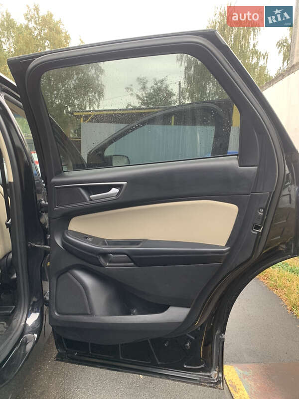Внедорожник / Кроссовер Ford Edge 2015 в Сумах