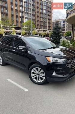 Позашляховик / Кросовер Ford Edge 2019 в Києві