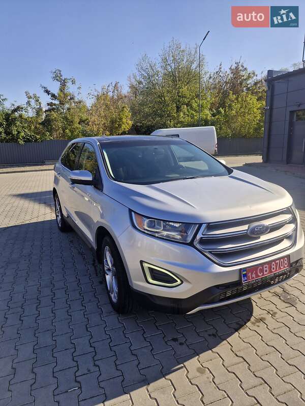 Позашляховик / Кросовер Ford Edge 2016 в Чернівцях