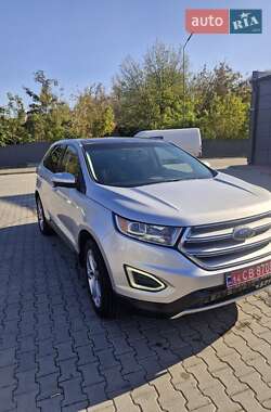 Позашляховик / Кросовер Ford Edge 2016 в 