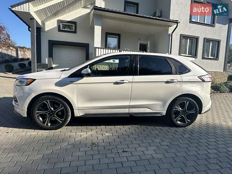 Внедорожник / Кроссовер Ford Edge 2018 в Черновцах