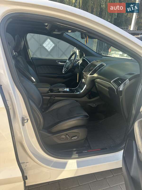Внедорожник / Кроссовер Ford Edge 2018 в Черновцах