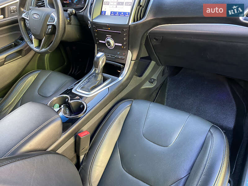 Внедорожник / Кроссовер Ford Edge 2018 в Киеве