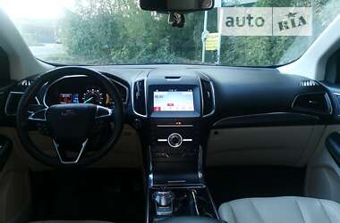 Внедорожник / Кроссовер Ford Edge 2018 в 