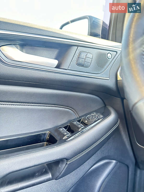 Позашляховик / Кросовер Ford Edge 2019 в Одесі фото 15 Позашляховик / Кросовер Ford Edge 2019 в Одесі