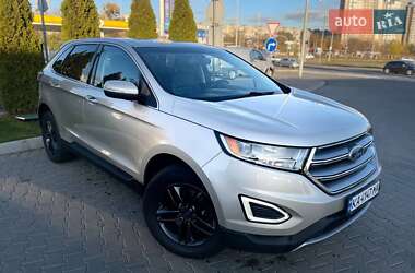 Внедорожник / Кроссовер Ford Edge 2017 в 