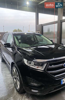 Внедорожник / Кроссовер Ford Edge 2016 в 