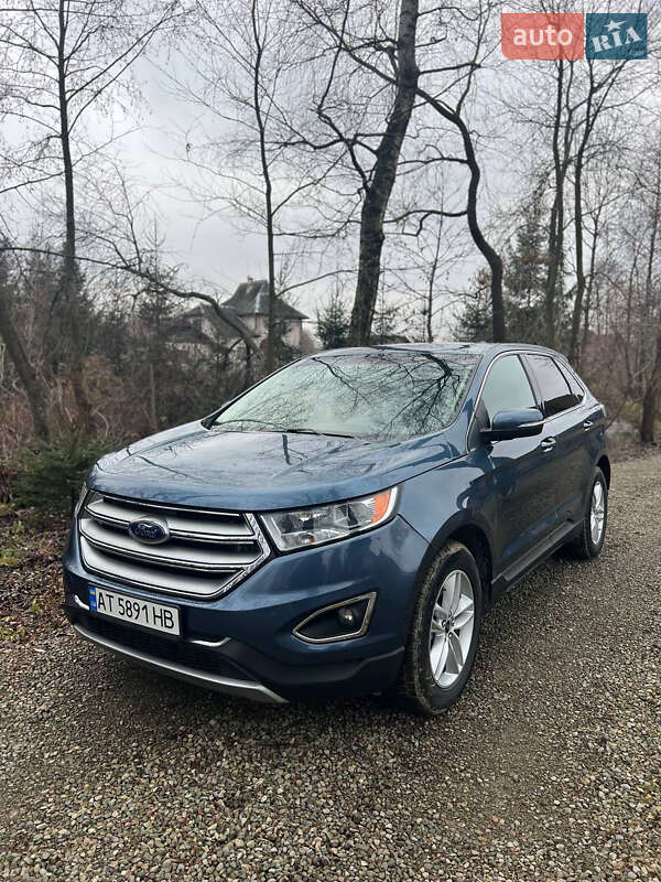 Позашляховик / Кросовер Ford Edge 2018 в 