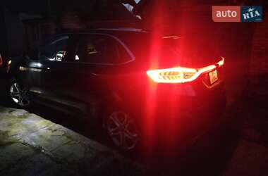 Внедорожник / Кроссовер Ford Edge 2015 в 