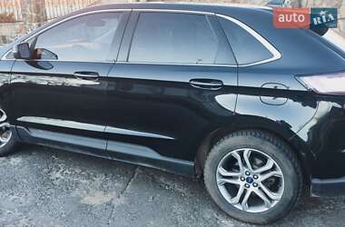 Позашляховик / Кросовер Ford Edge 2015 в Дубровиці