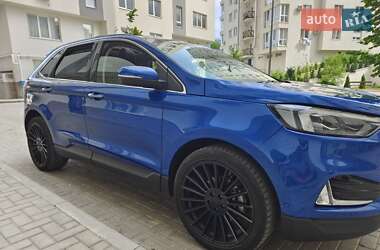 Внедорожник / Кроссовер Ford Edge 2020 в 