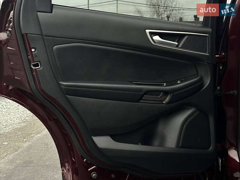 Позашляховик / Кросовер Ford Edge 2019 в Рівному