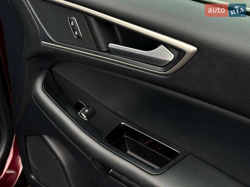 Позашляховик / Кросовер Ford Edge 2019 в Рівному