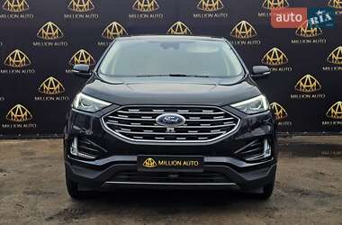Внедорожник / Кроссовер Ford Edge 2020 в 