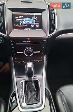 Позашляховик / Кросовер Ford Edge 2015 в Полтаві