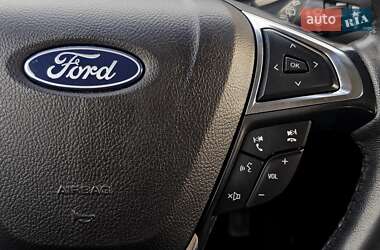 Внедорожник / Кроссовер Ford Edge 2020 в 