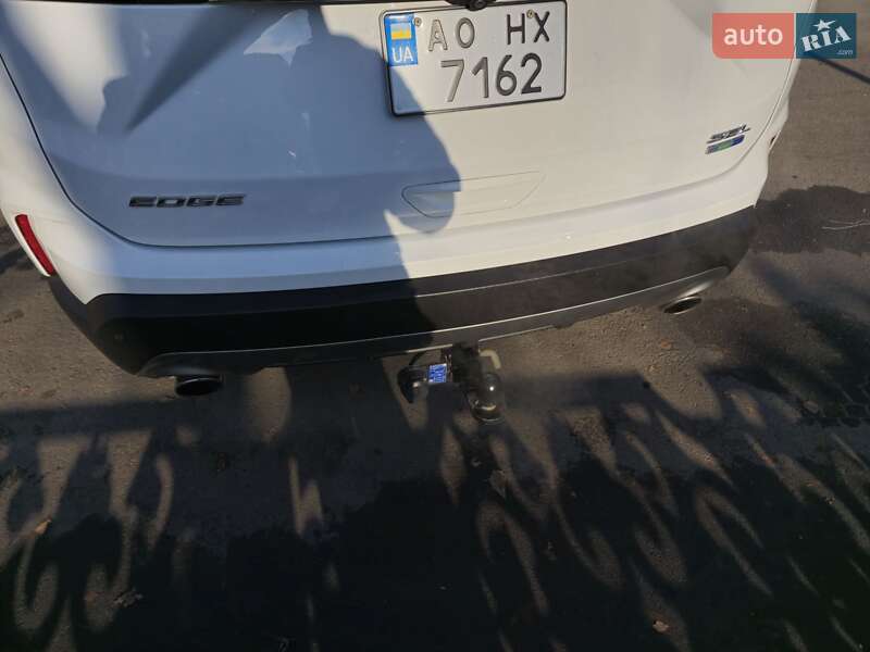 Позашляховик / Кросовер Ford Edge 2020 в Тячеві