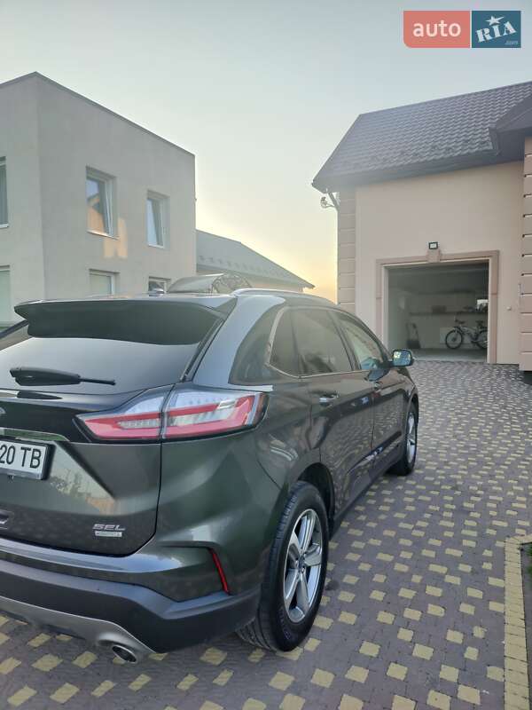 Внедорожник / Кроссовер Ford Edge 2018 в Ивано-Франковске