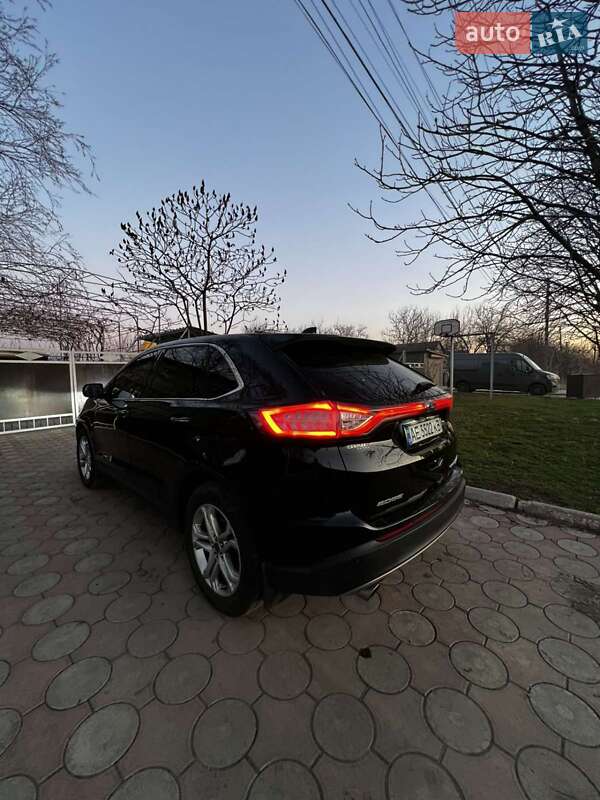 Внедорожник / Кроссовер Ford Edge 2017 в Каменском