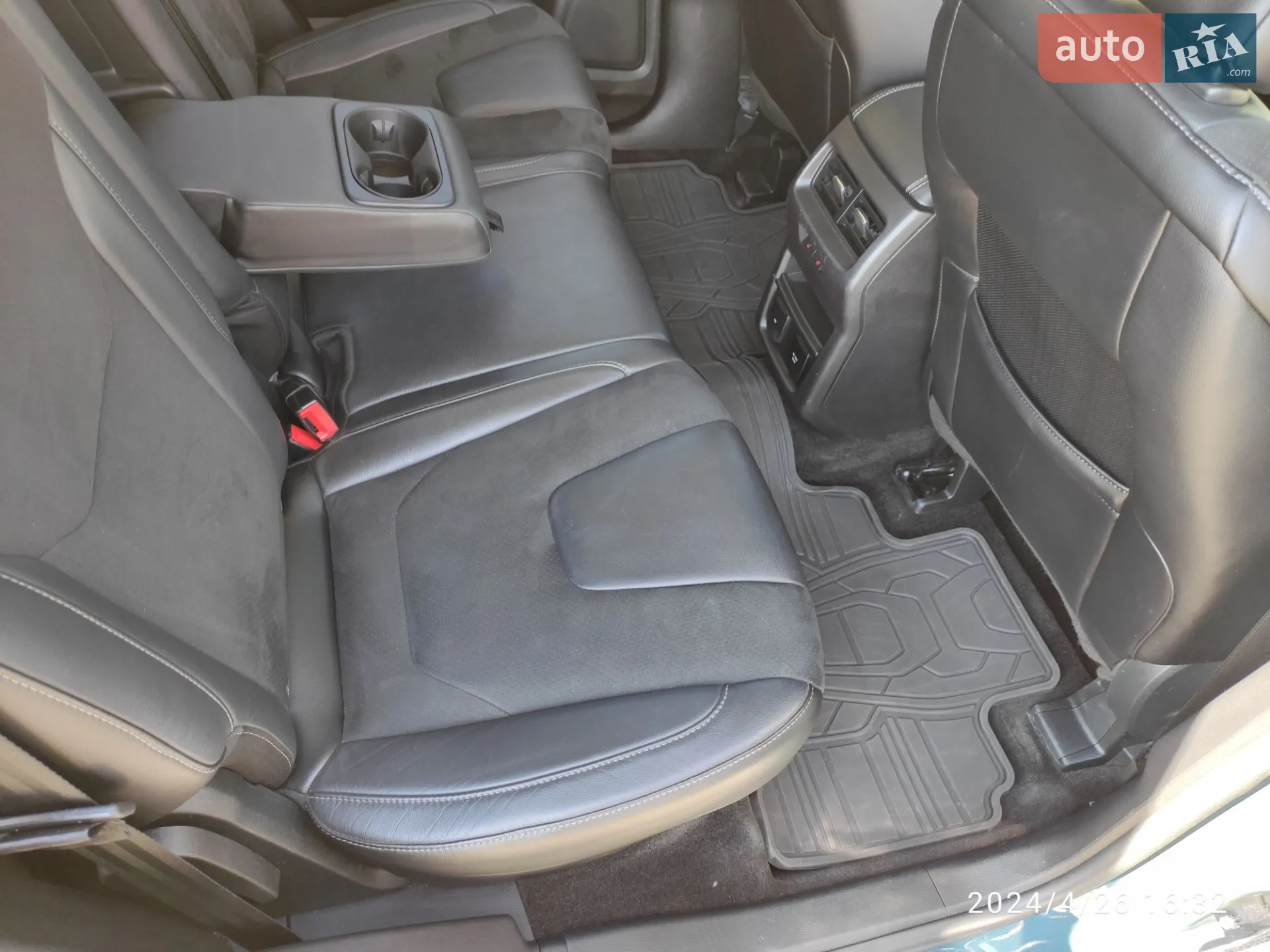 2016 Ford Edge - мініатюра 28