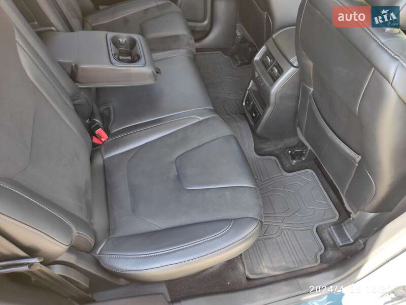 Внедорожник / Кроссовер Ford Edge 2016 в Черновцах