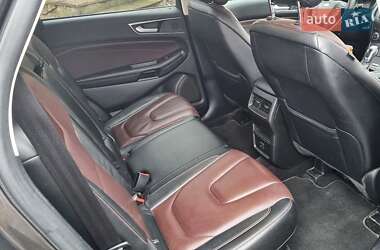 Внедорожник / Кроссовер Ford Edge 2018 в 