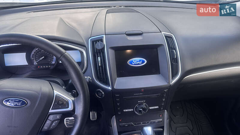 Внедорожник / Кроссовер Ford Edge 2016 в Хмельницком