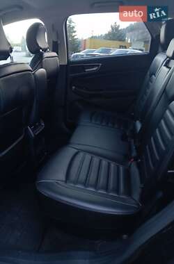 Внедорожник / Кроссовер Ford Edge 2016 в 