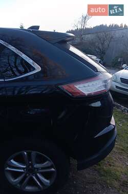 Внедорожник / Кроссовер Ford Edge 2016 в 