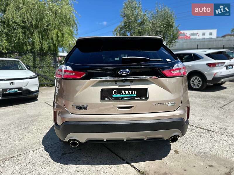 Позашляховик / Кросовер Ford Edge 2020 в Чернівцях