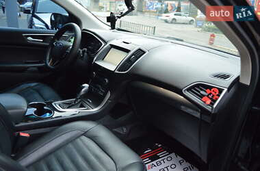 Внедорожник / Кроссовер Ford Edge 2015 в 