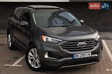 Позашляховик / Кросовер Ford Edge 2019 в Дубні