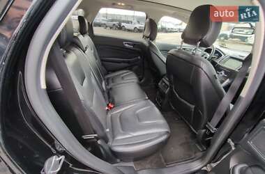 Внедорожник / Кроссовер Ford Edge 2017 в 