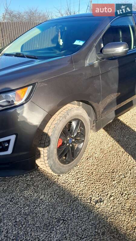 Позашляховик / Кросовер Ford Edge 2016 в Івано-Франківську