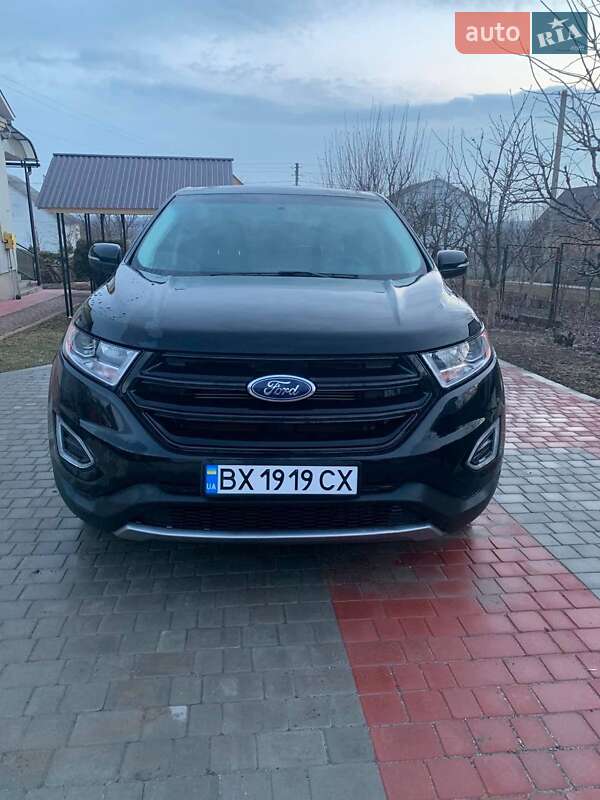 Внедорожник / Кроссовер Ford Edge 2016 в 