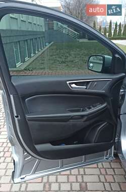 Внедорожник / Кроссовер Ford Edge 2022 в 