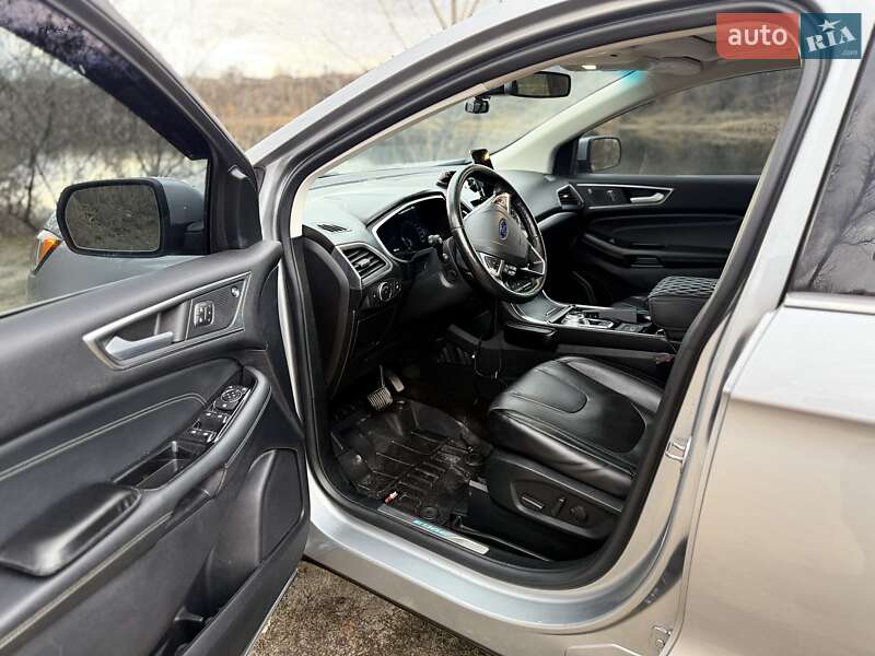 Внедорожник / Кроссовер Ford Edge 2019 в Александрие