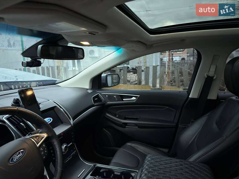 Внедорожник / Кроссовер Ford Edge 2019 в Александрие