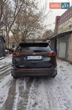 Внедорожник / Кроссовер Ford Edge 2015 в 