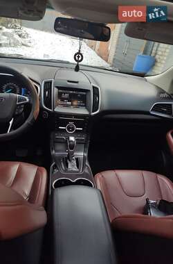 Внедорожник / Кроссовер Ford Edge 2015 в 