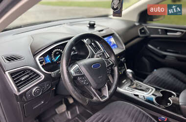 Внедорожник / Кроссовер Ford Edge 2015 в 